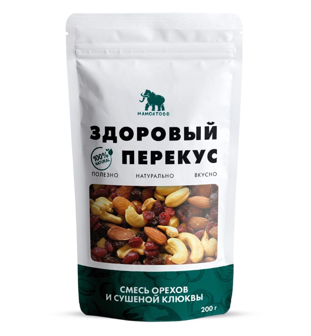 Смесь орехов и клюквы